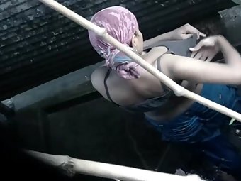 Indian Girl Gets Ready After Showering